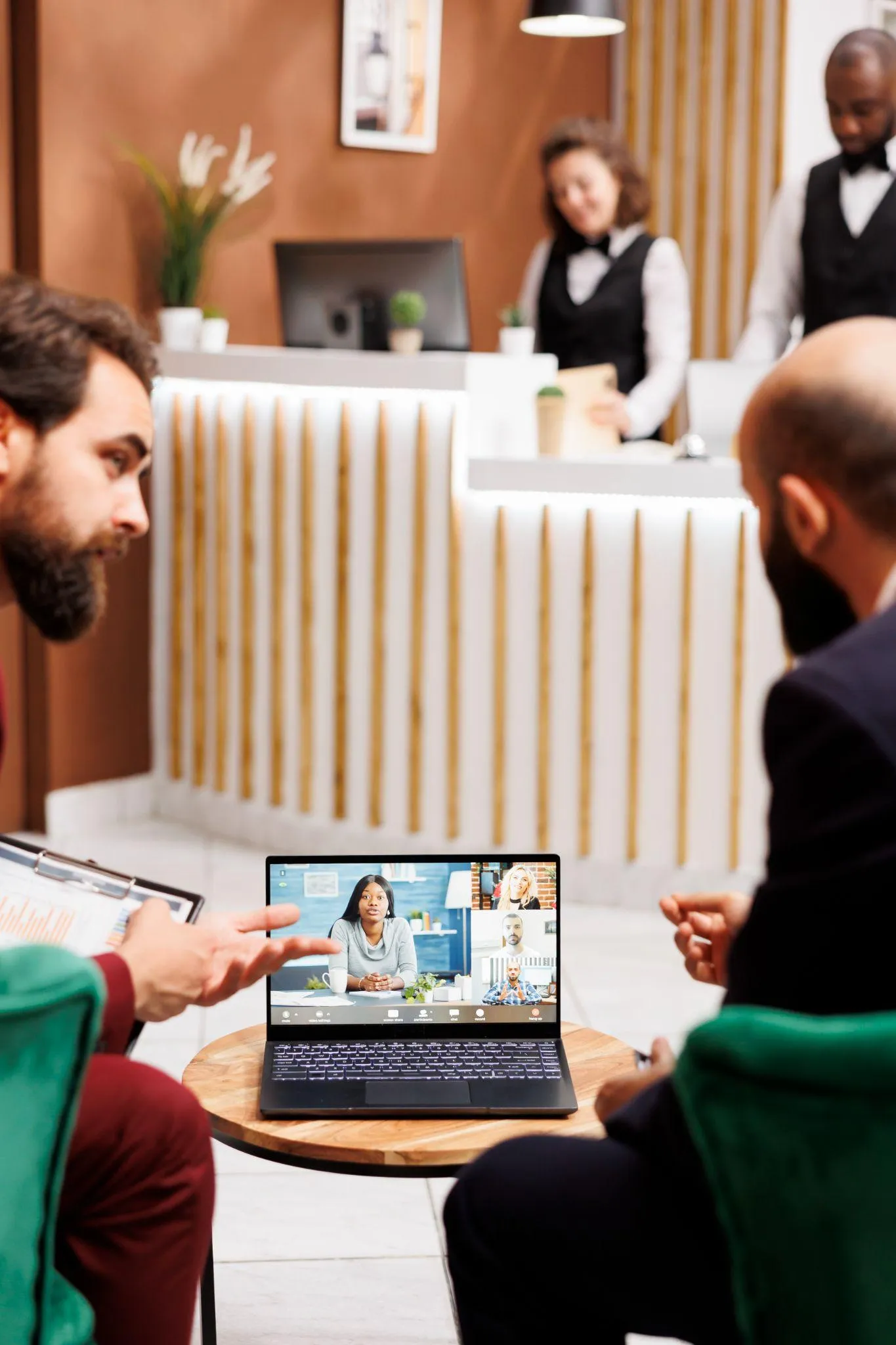 Online Training Platforms: A Game Changer for Hospitality Excellence